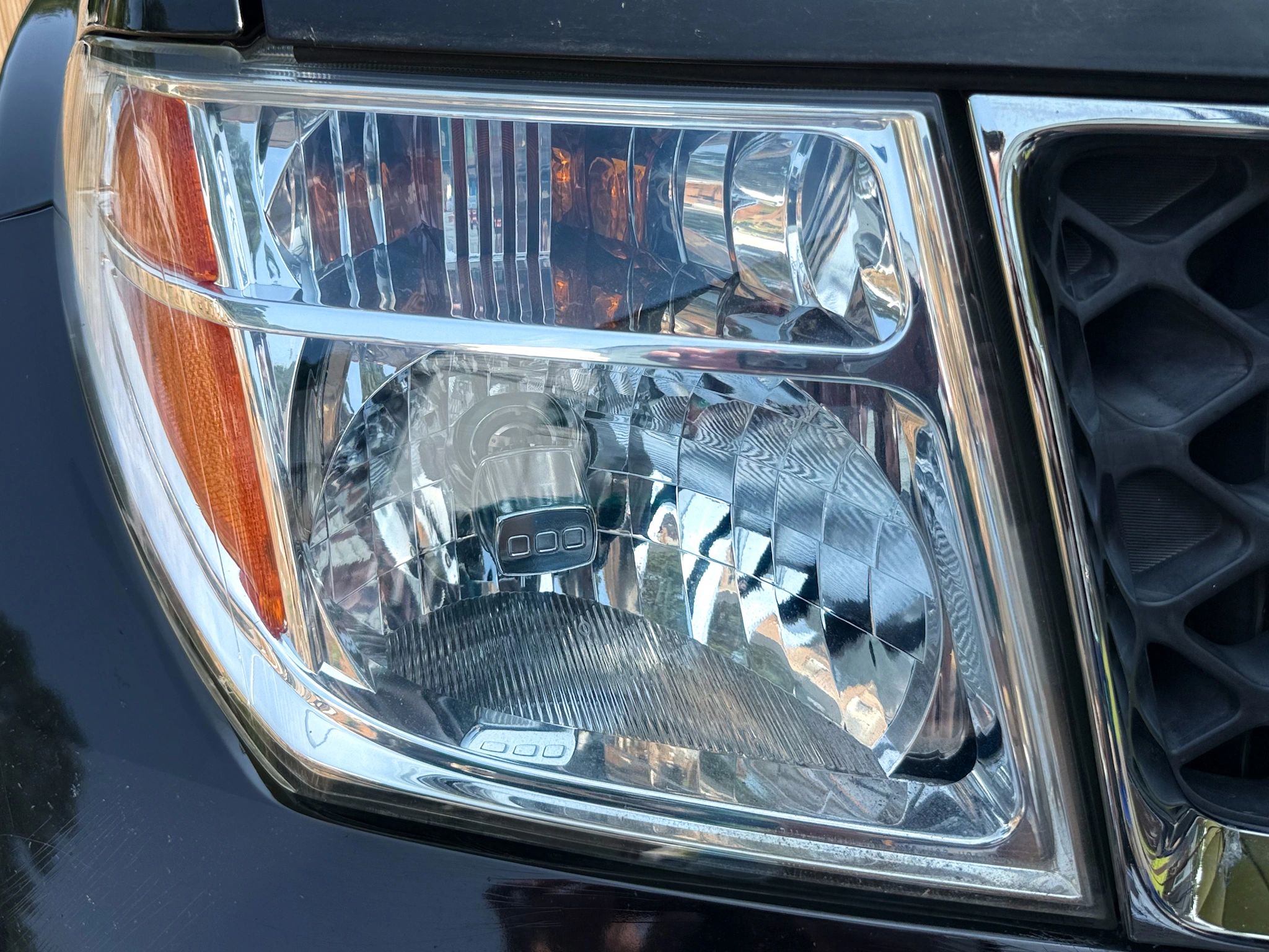 Original ACVA Headlight Restorations gallery photo 11 (IMG_0773.jpg)